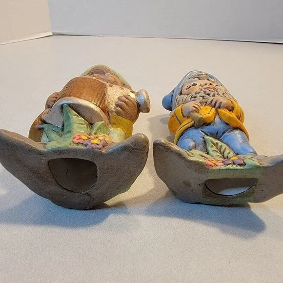 Vtg Pair Ceramic Garden Gnomes 5.5" Tall Boho 1970's Googly Eyes Hand Painted - Picture 9 of 12